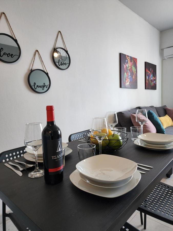 Kay'S City & Seaview One Bedroom Apartment 라르나카 외부 사진