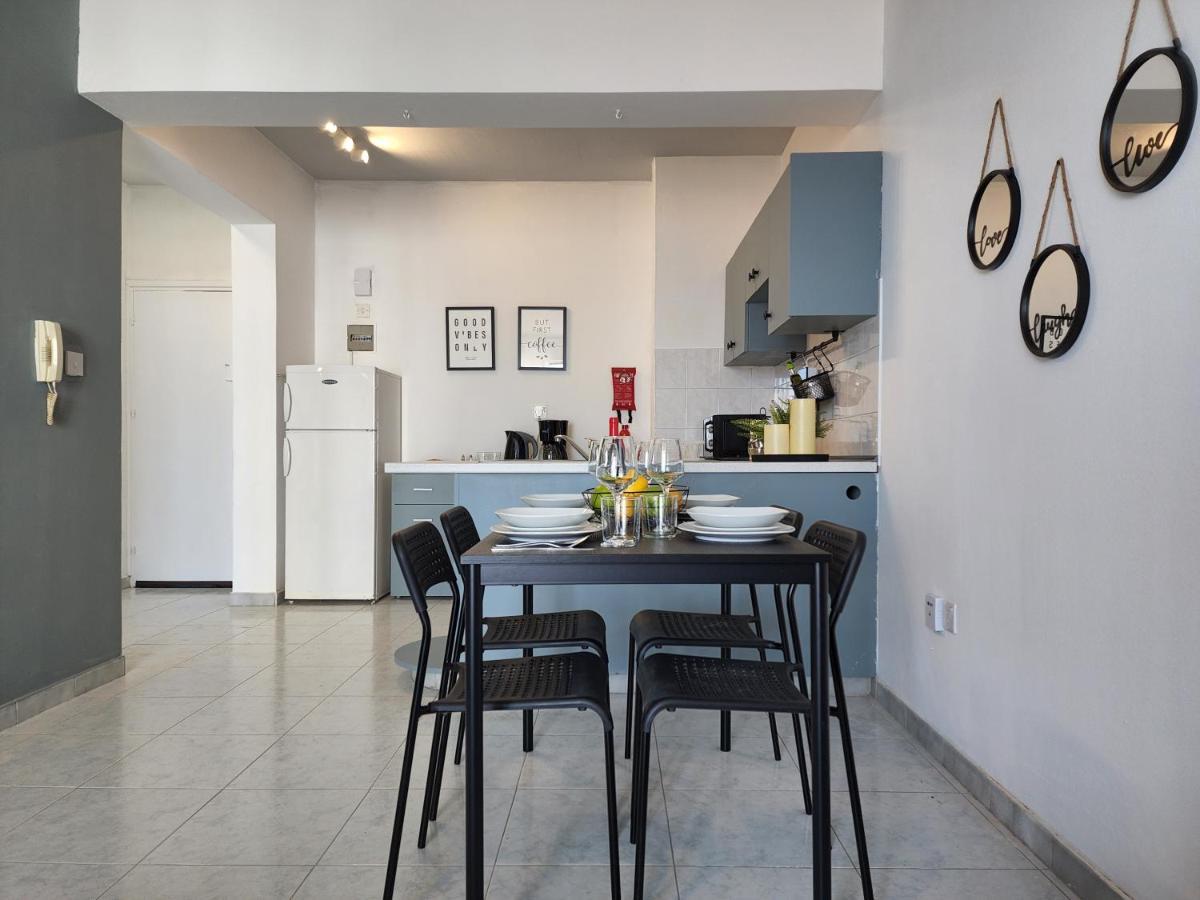 Kay'S City & Seaview One Bedroom Apartment 라르나카 외부 사진