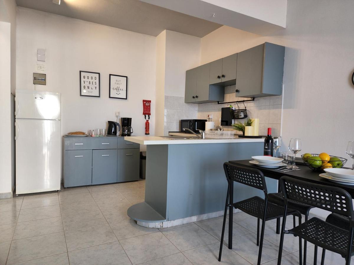 Kay'S City & Seaview One Bedroom Apartment 라르나카 외부 사진