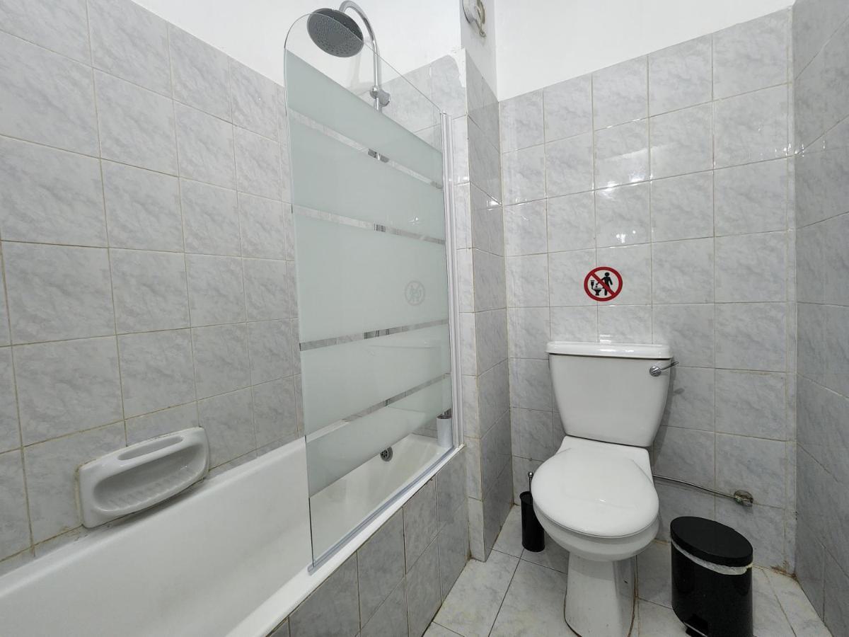 Kay'S City & Seaview One Bedroom Apartment 라르나카 외부 사진